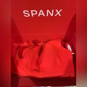 SPANX high support Sport bra